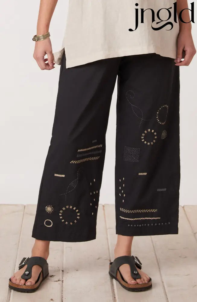 Kesari Organic Cotton Embroidered Crop Pant - Black